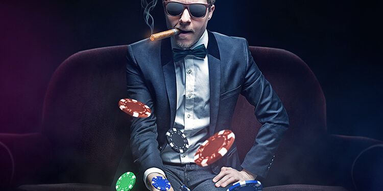 apuesta-poker-online-mejor-sitio-colombia-hombre-fumando-habano